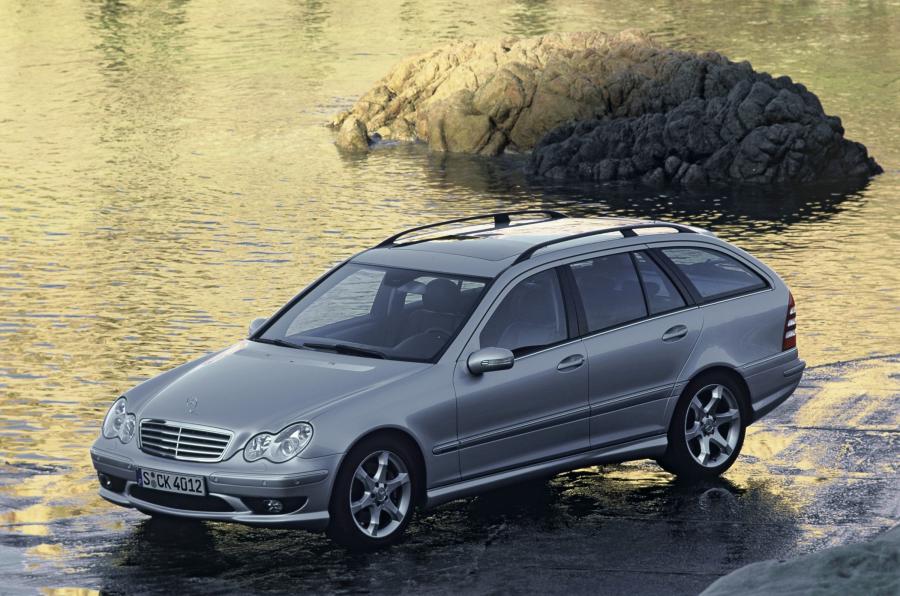  Mercedes-Benz C-Class Estate 2004 года  (фото 32 из 68)